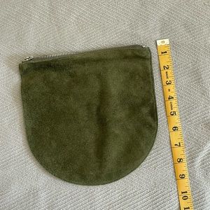 Baggy pouch